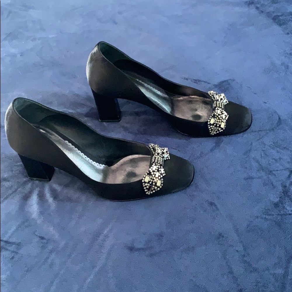 Giorgio Armani Satin Pumps